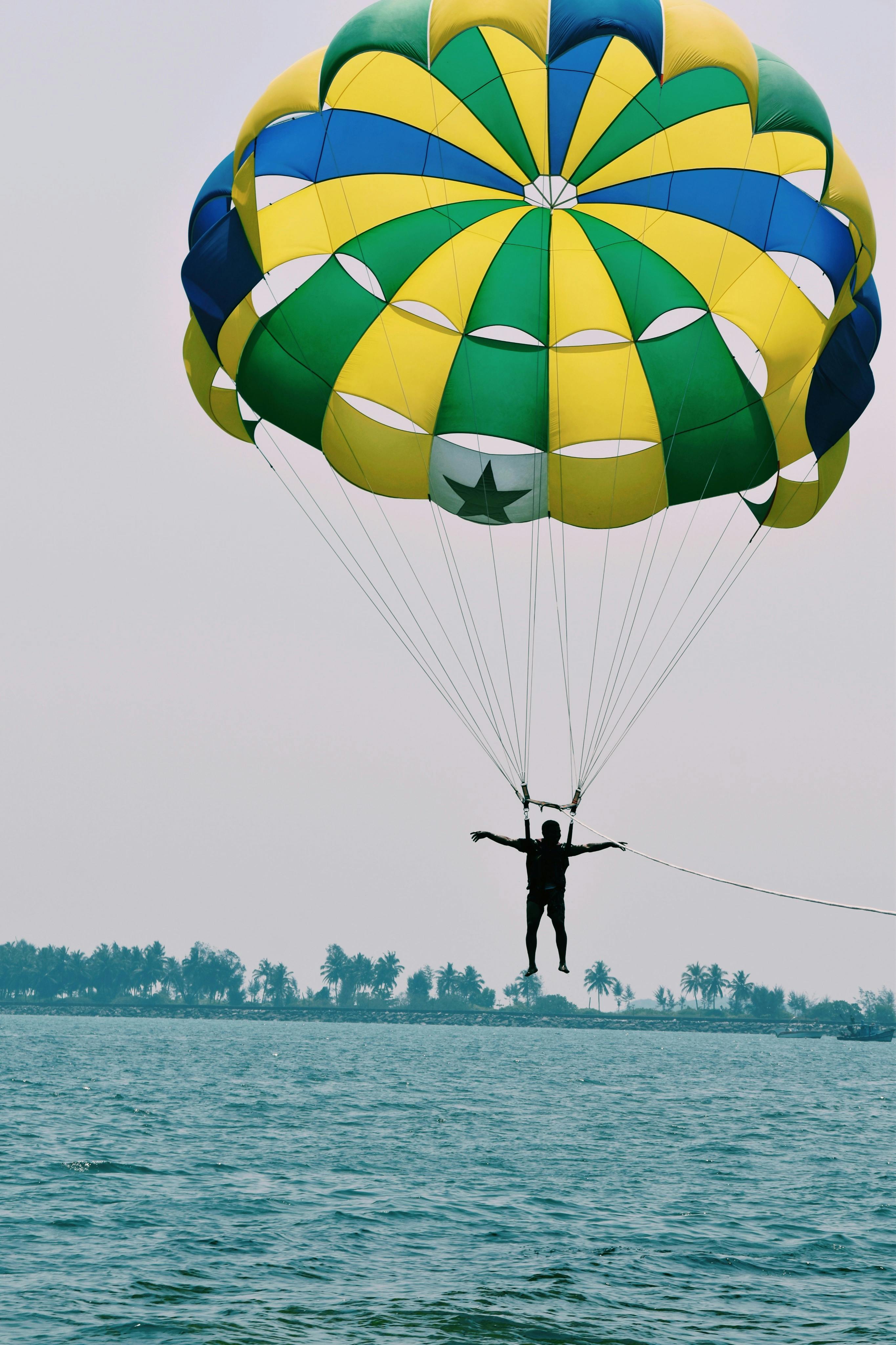 Tek Kişilik Parasailing Turu